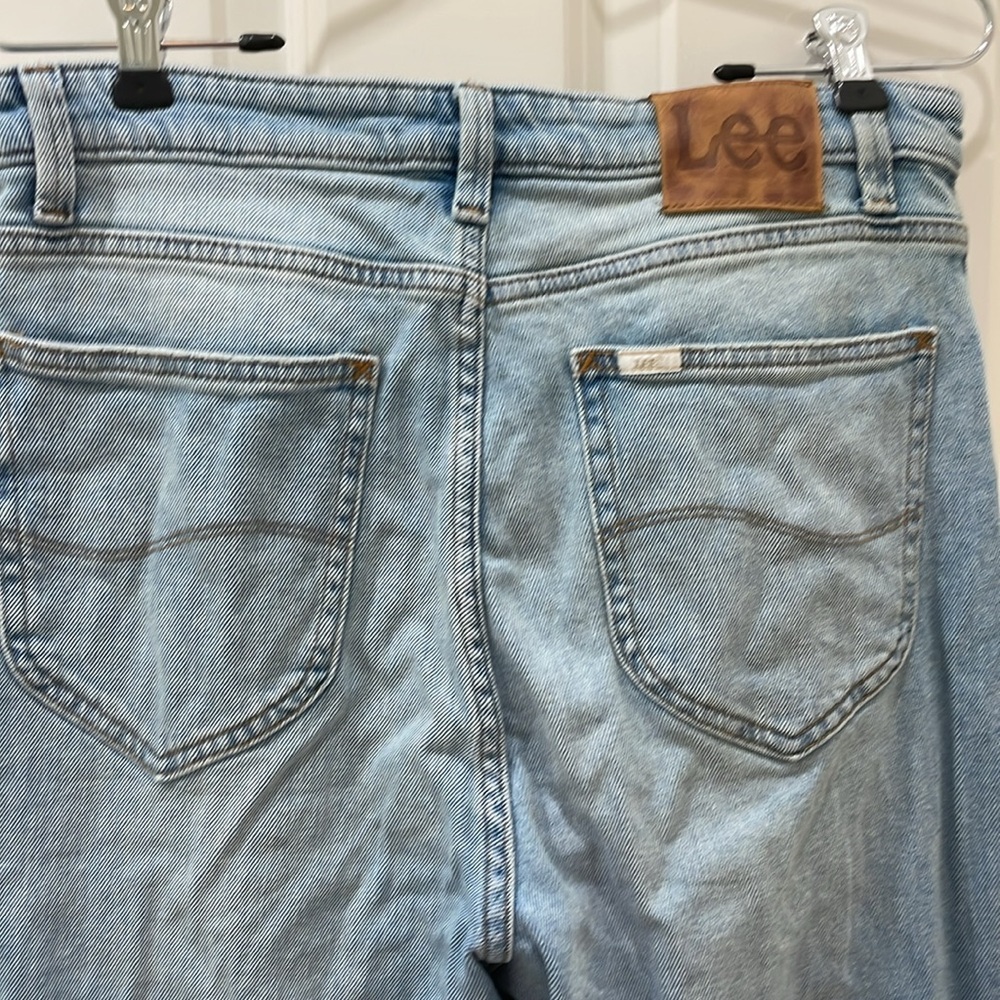 Lee Flared Jeans with Rips - Picture 8 of 9